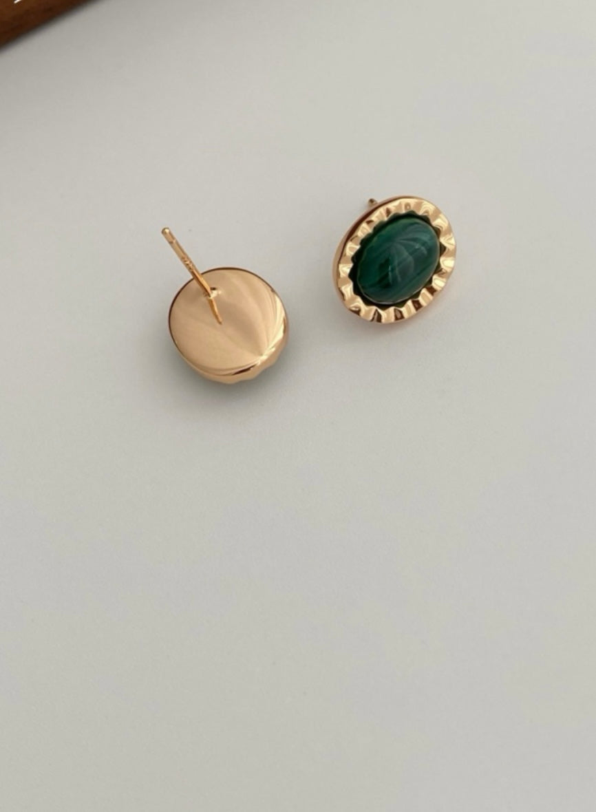 Oval Malachite Ear Studs - Pearlpetual