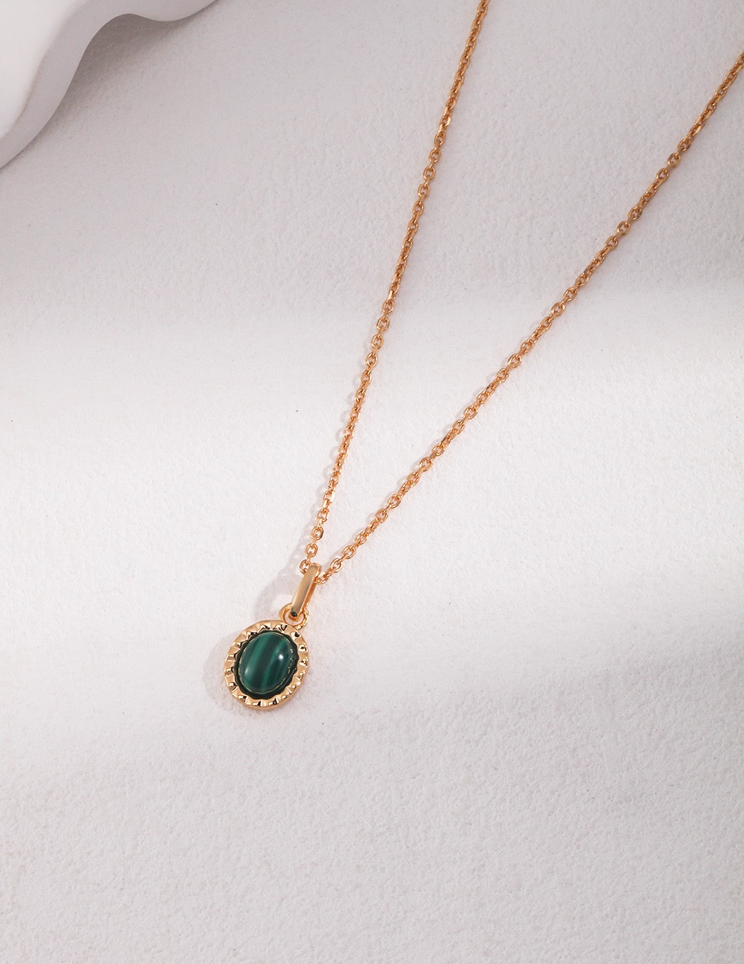 Oval Malachite Necklace Pendant - Pearlpetual