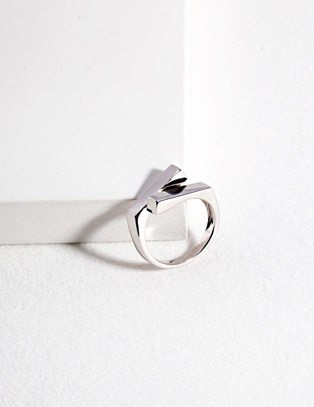 18k Gold Geometric Fusion Ring - Pearlpetual