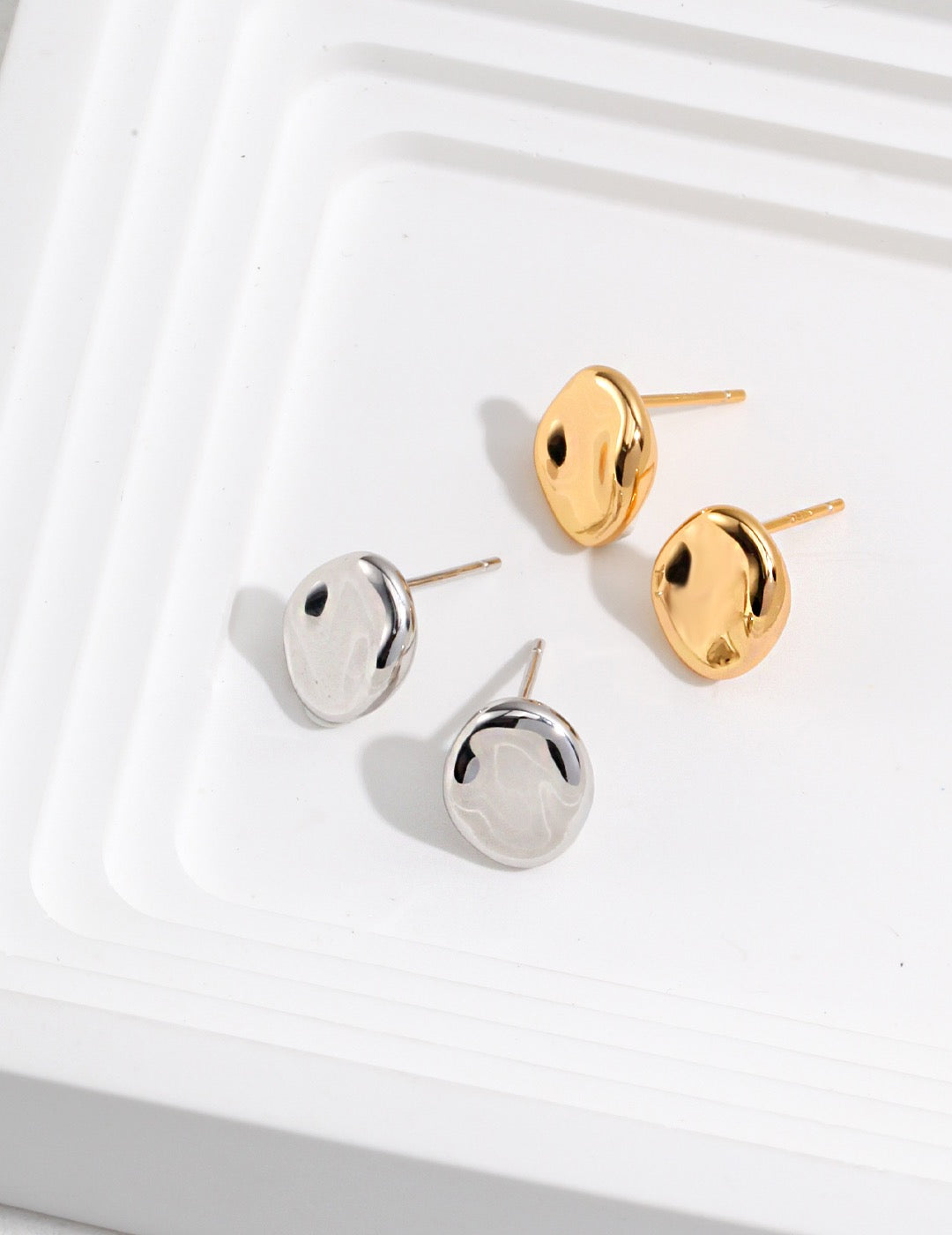 Minimalist Ear Studs - Pearlpetual