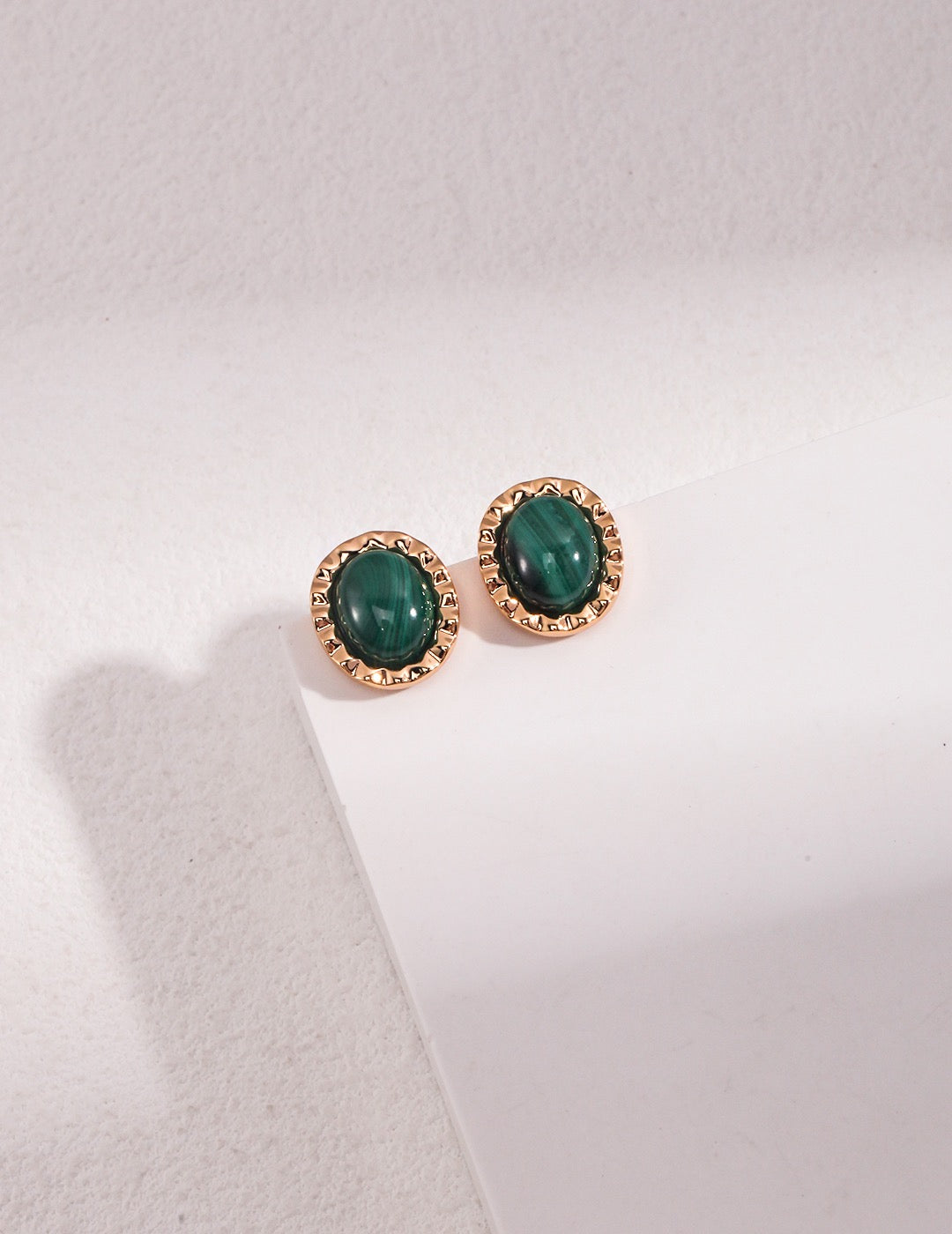 Oval Malachite Ear Studs - Pearlpetual