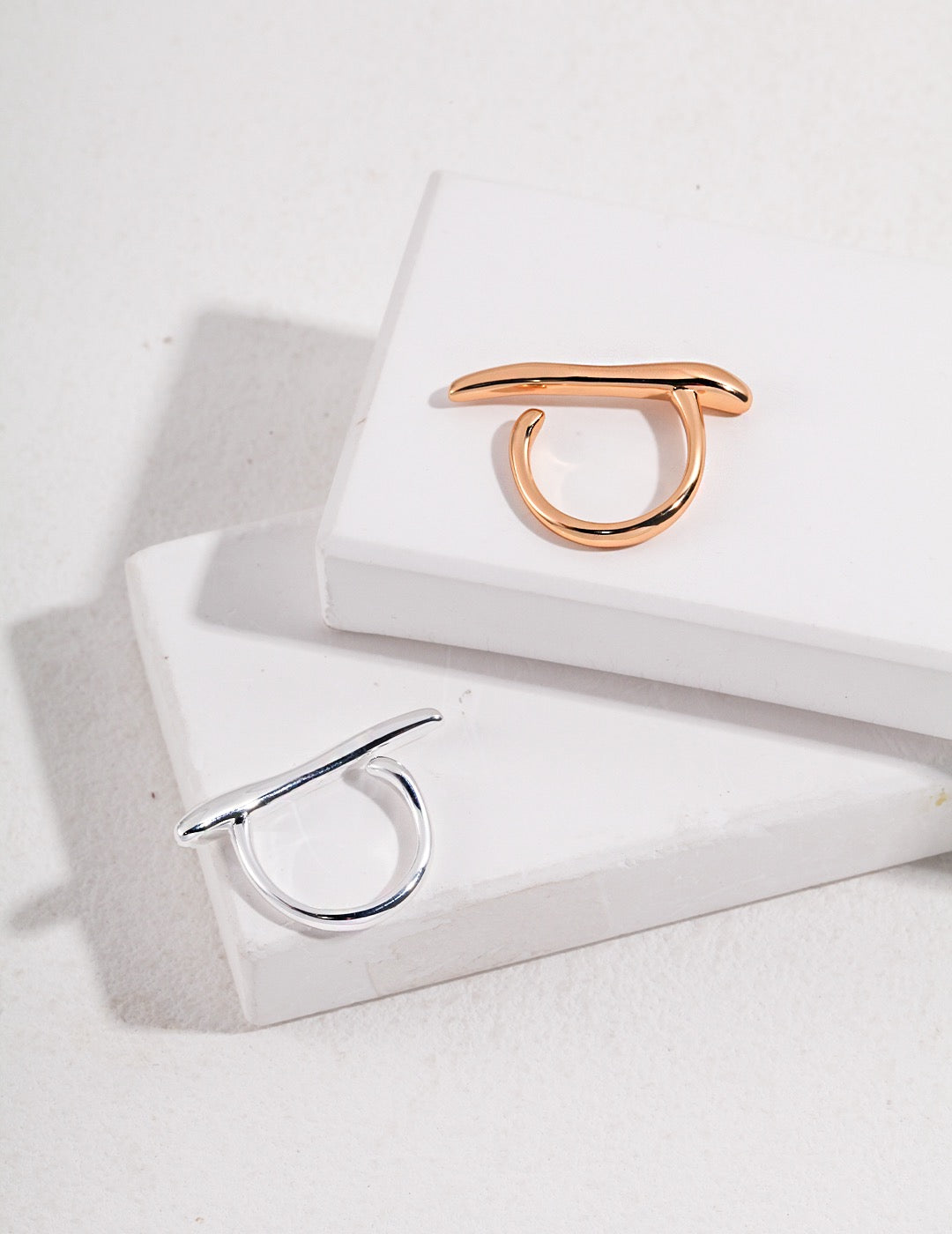 Minimalist Bold Line Ring - Pearlpetual