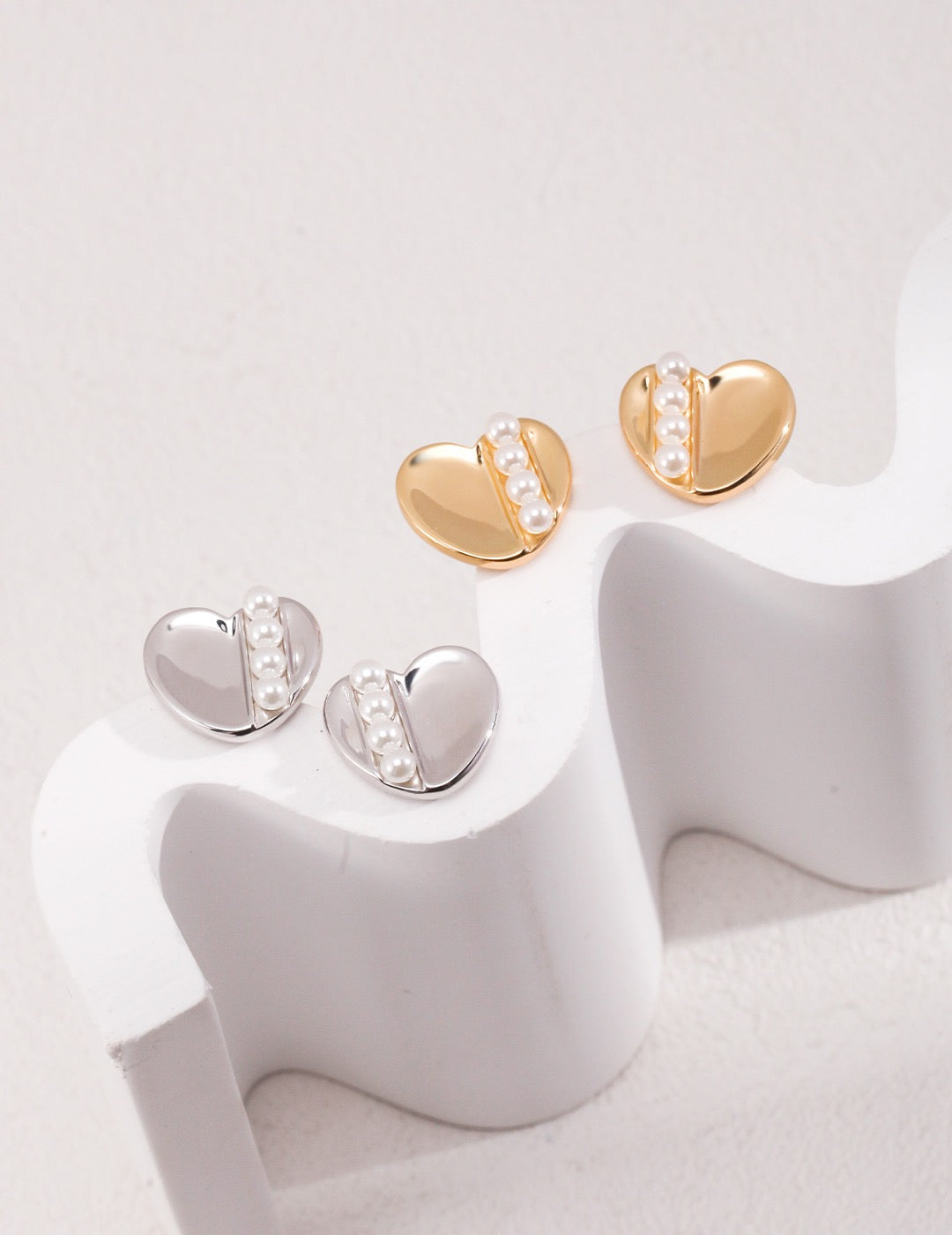 Quartet Pearl Heart Ear Studs - Pearlpetual