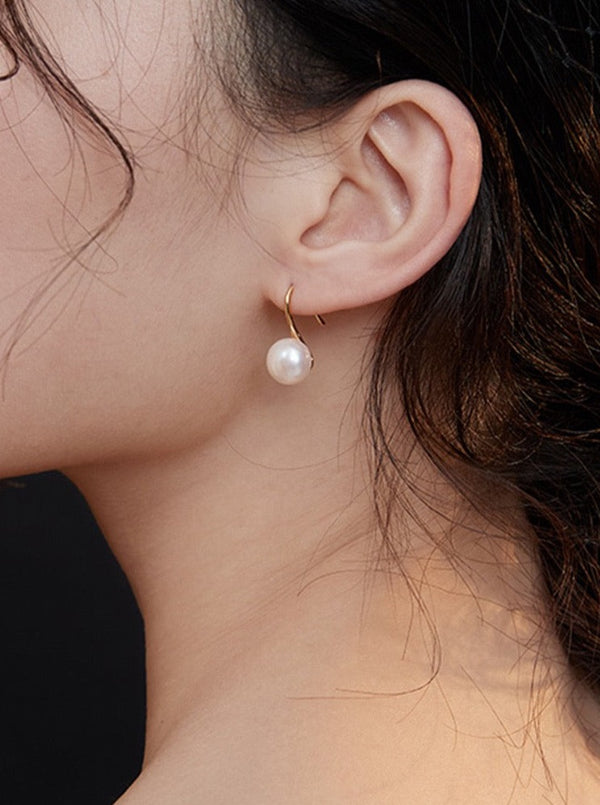 Simple Elegance Pearl Earrings - Pearlpetual