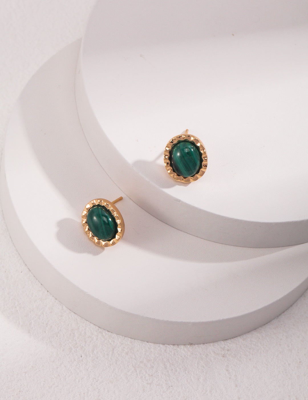 Oval Malachite Ear Studs - Pearlpetual