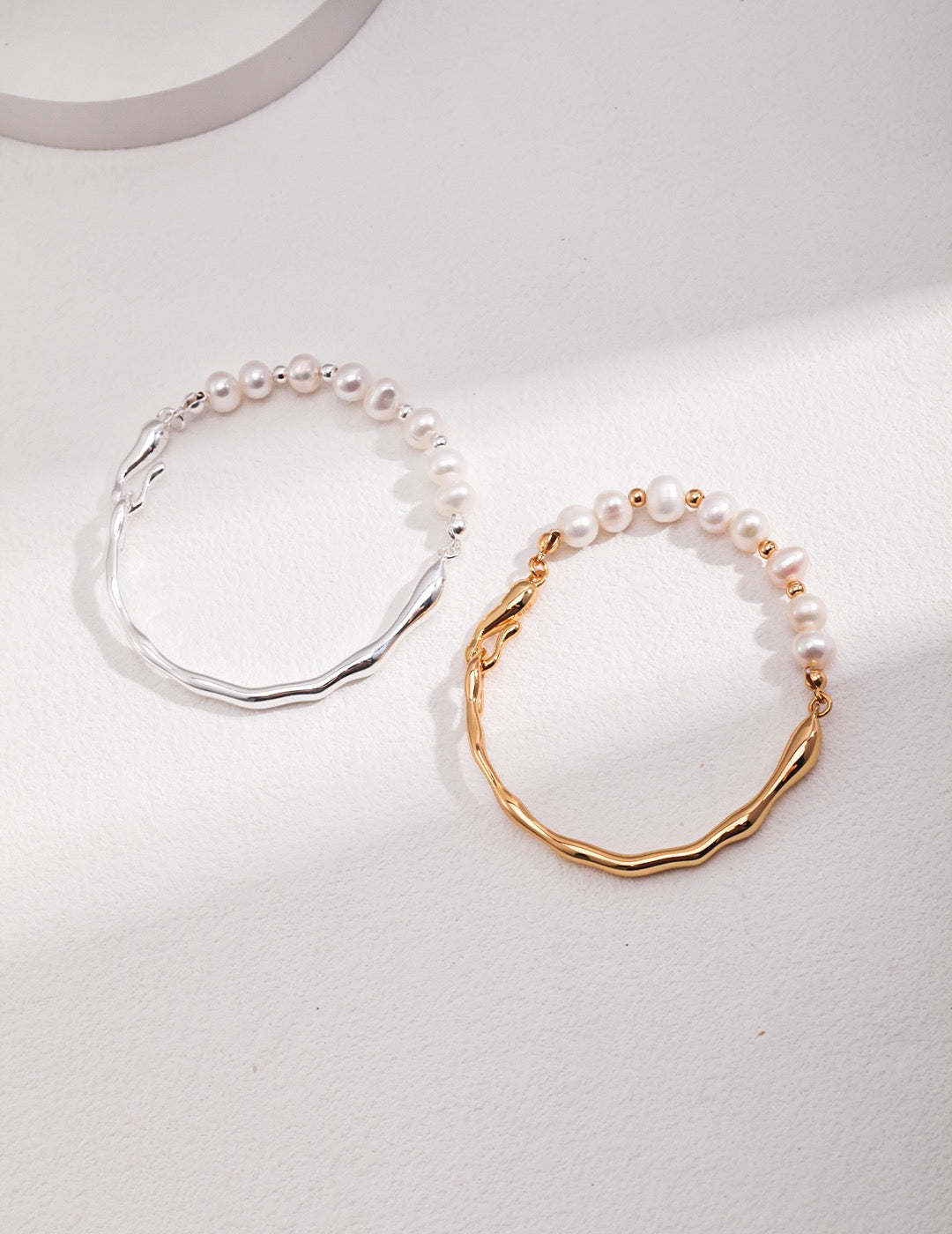 Modern Pearl Bangle - Pearlpetual