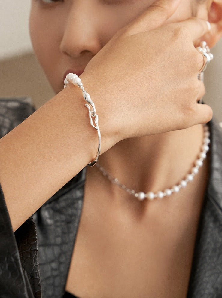 Modern Pearl Bangle - Pearlpetual