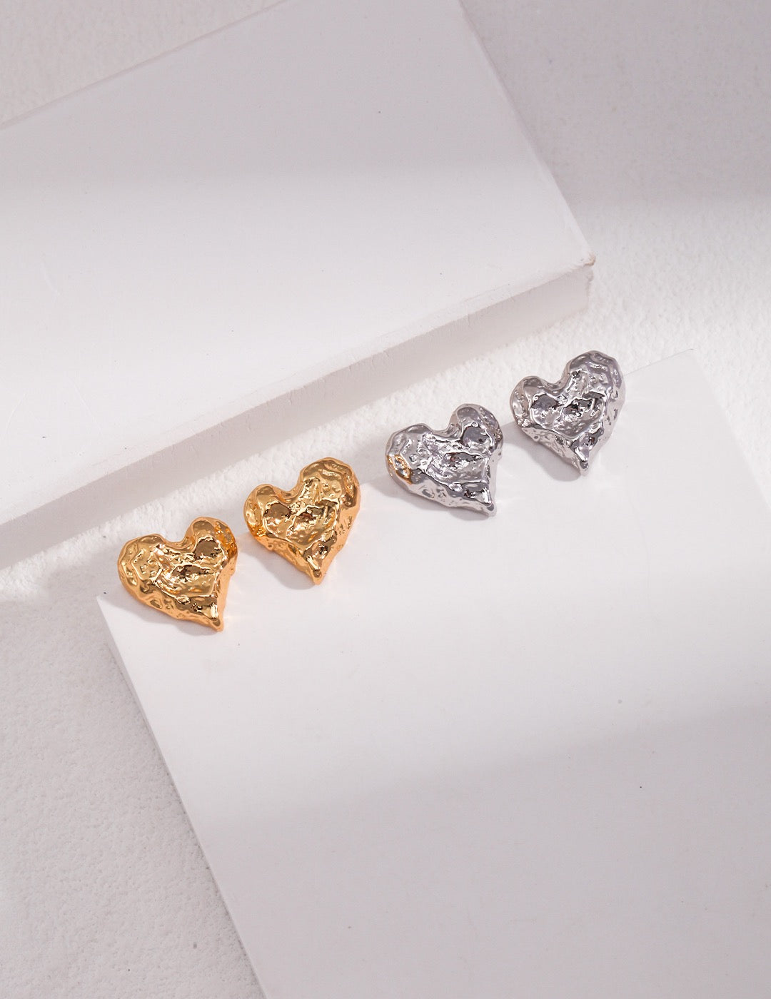 Radiant Heartbeat Ear Studs - Pearlpetual