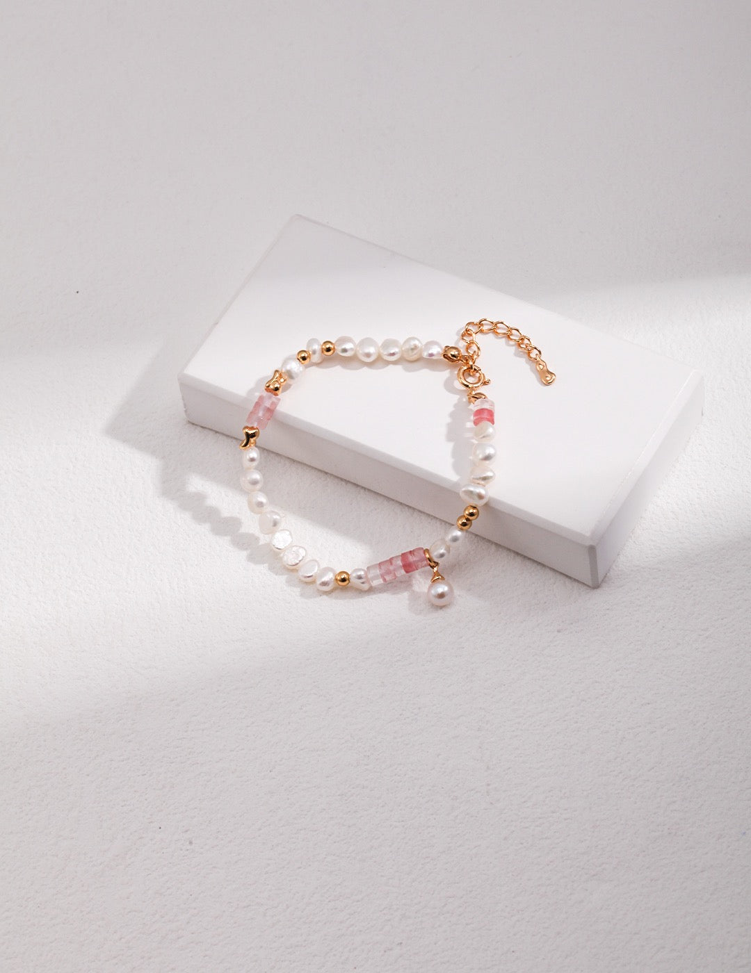 Pink Crystal Pearl Bracelet - Pearlpetual