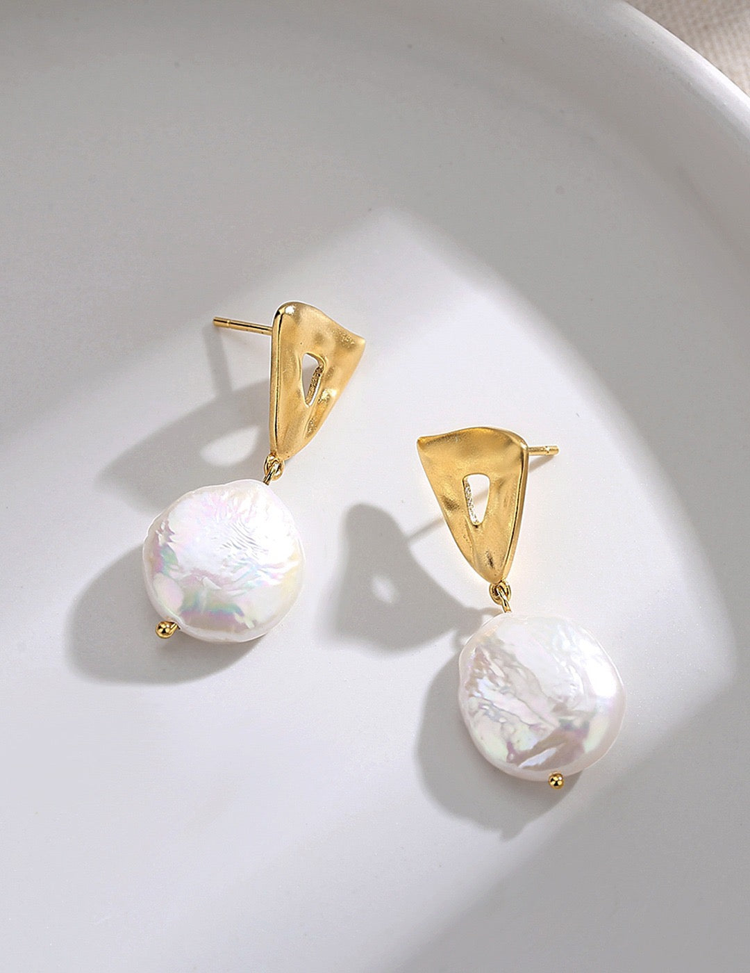 Triangle Baroque Pearl Earrings - Pearlpetual