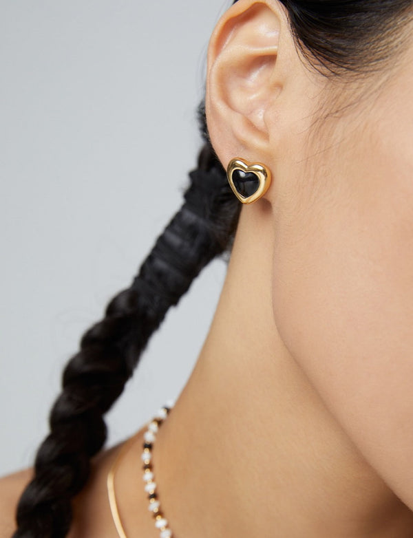 Heart-shaped Black Enamel Ear Studs - Pearlpetual