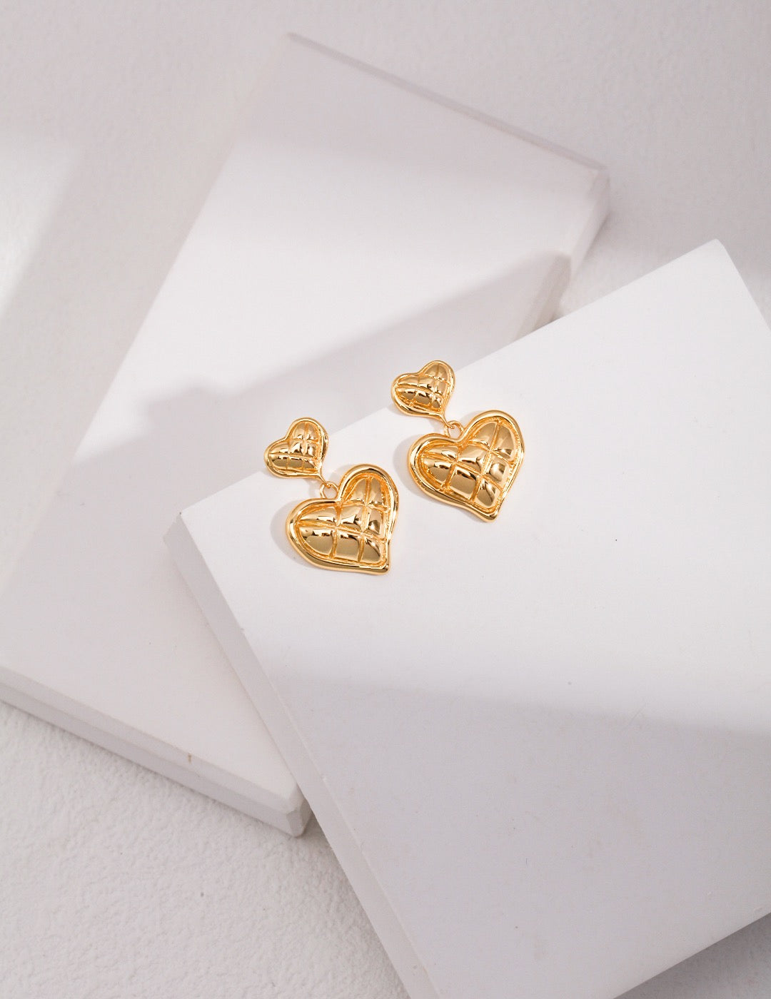 Pearlpetual 18k Gold Duo Heart Textured Earrings 