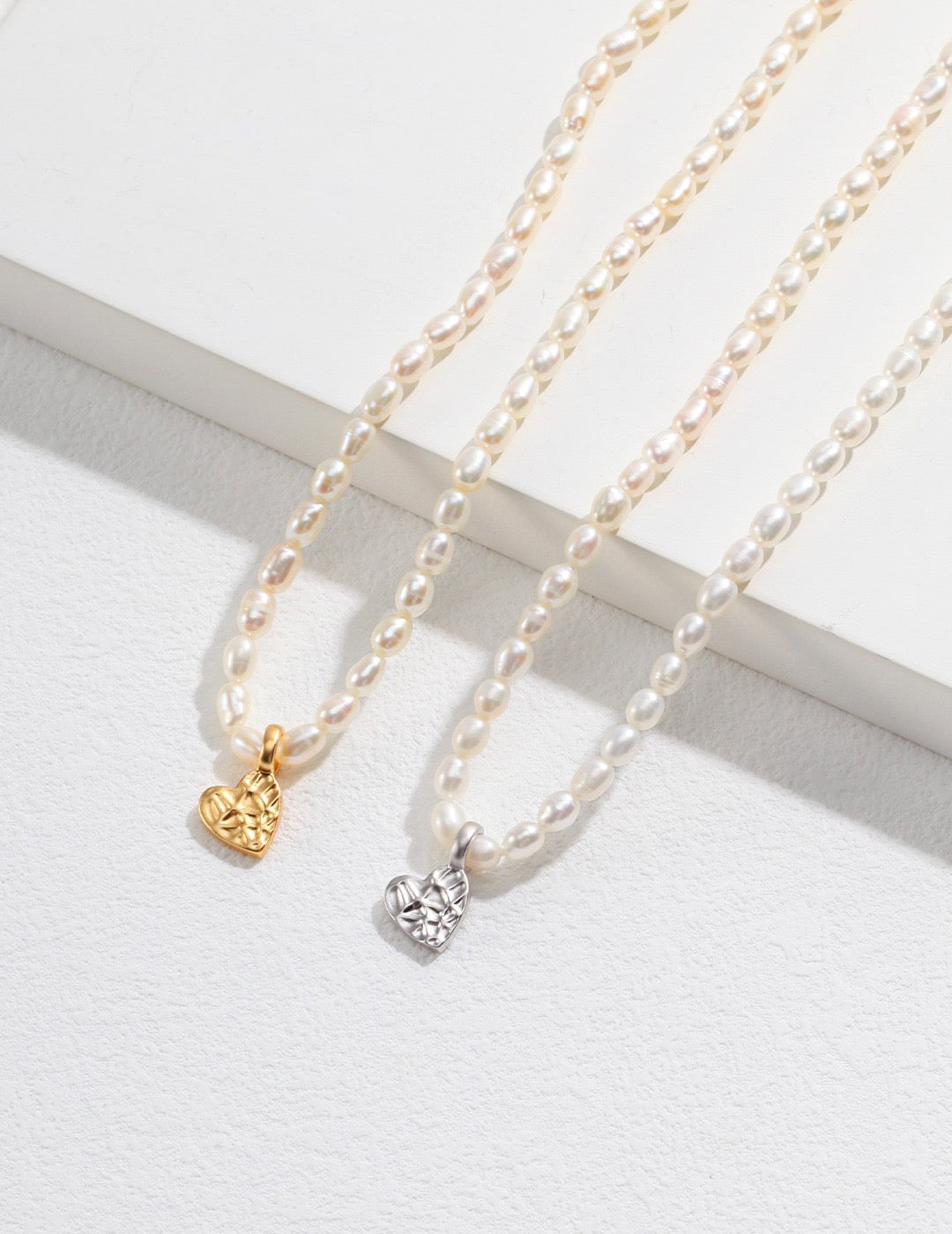 18k Gold Tiny Textured Heart Pearl Necklace - Pearlpetual
