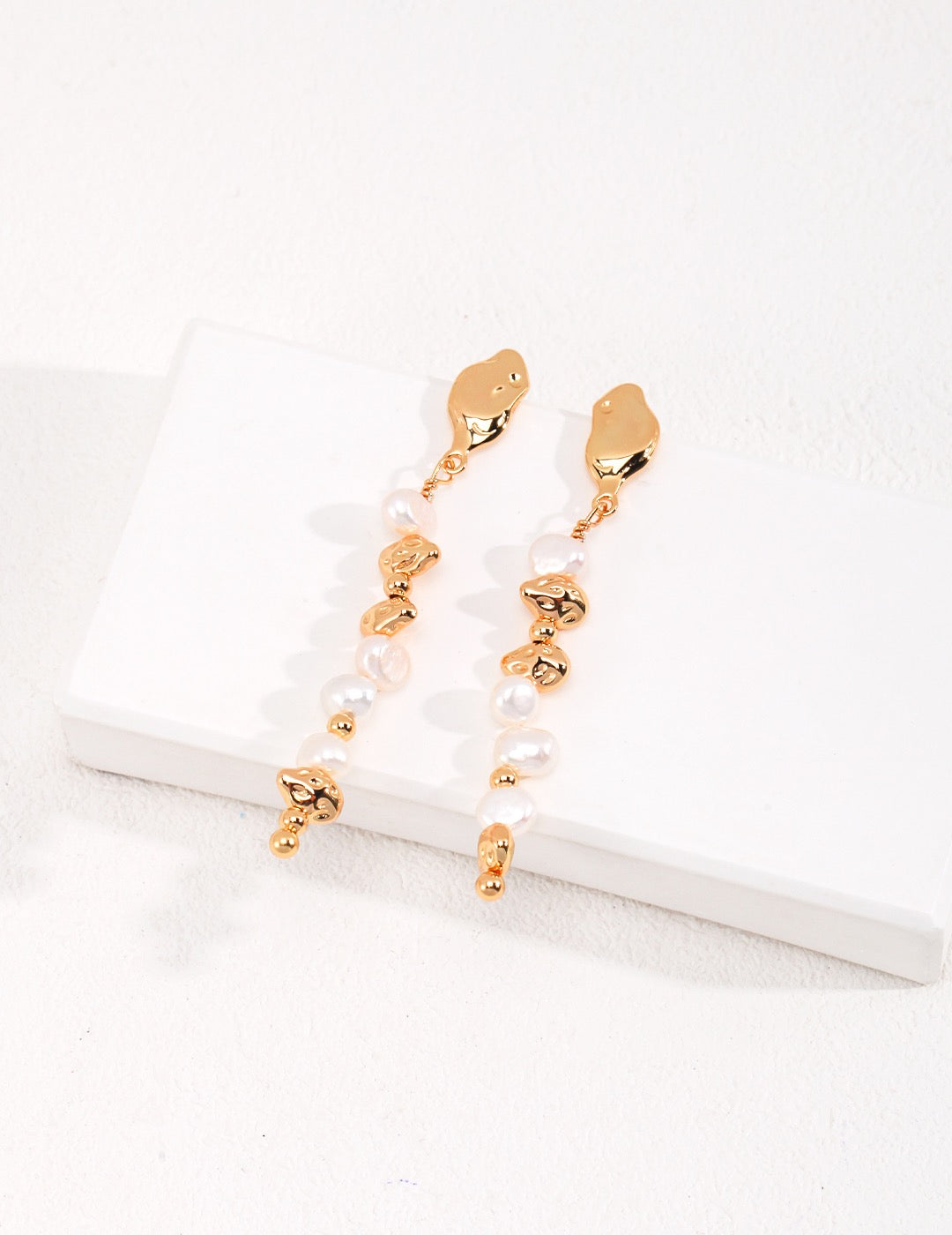 Delight 18k Gold Baroque Pearl Earrings - Pearlpetual