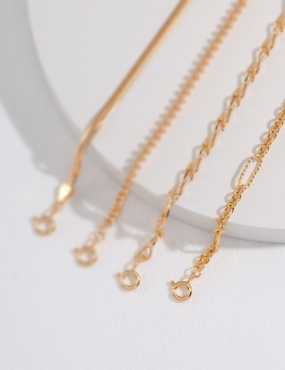 18k Gold Figaro Chain Necklace - Pearlpetual