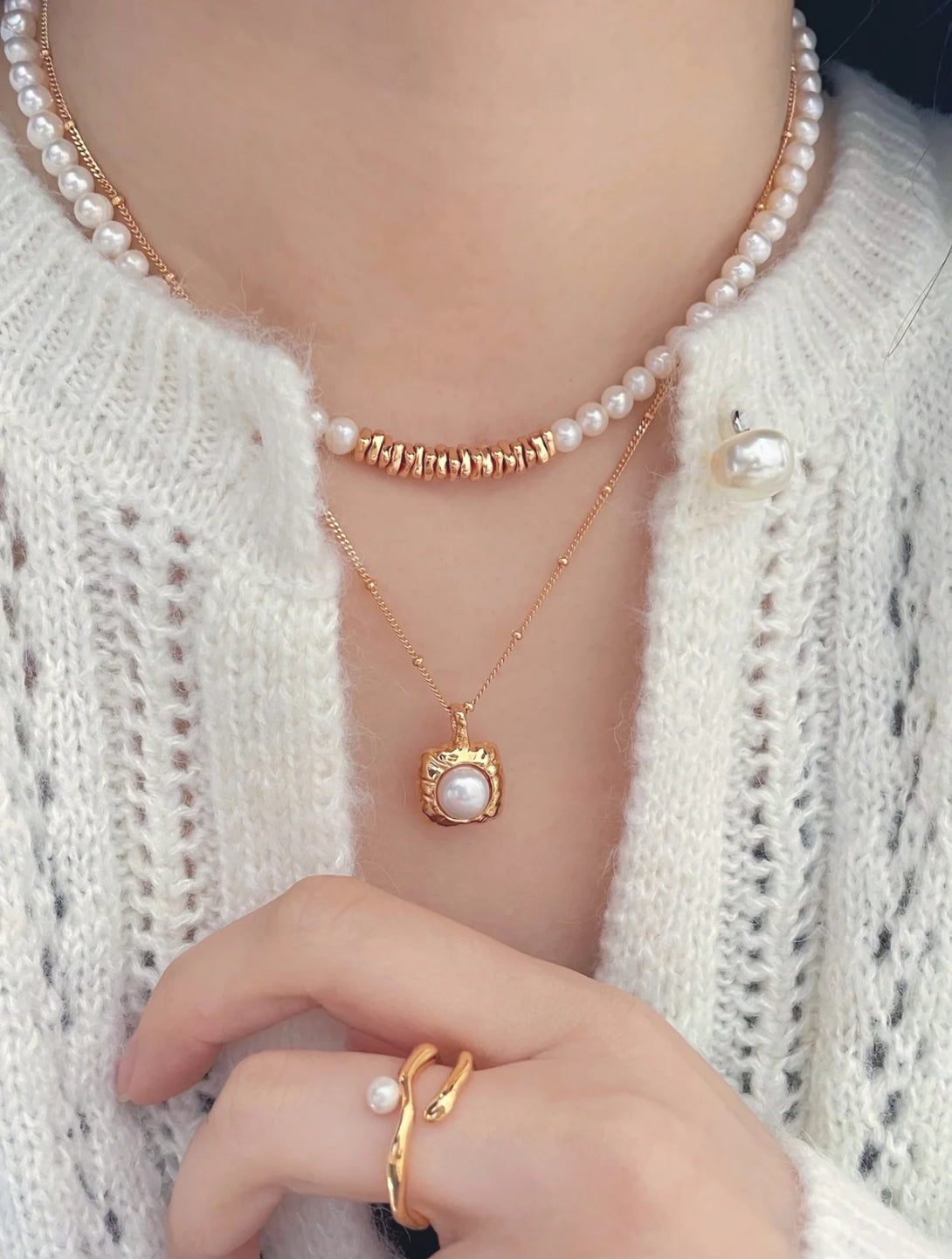 Pearlpetual Jewelry 18k Gold Amelia & Sugar Cube Pearl Necklace Set