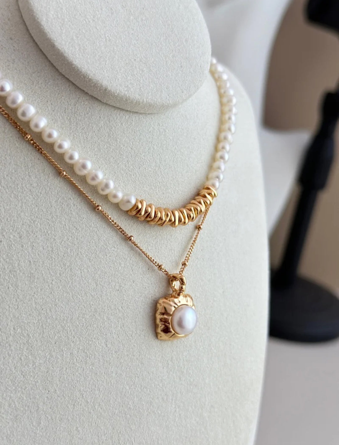Pearlpetual Jewelry 18k Gold Amelia & Sugar Cube Pearl Necklace Set
