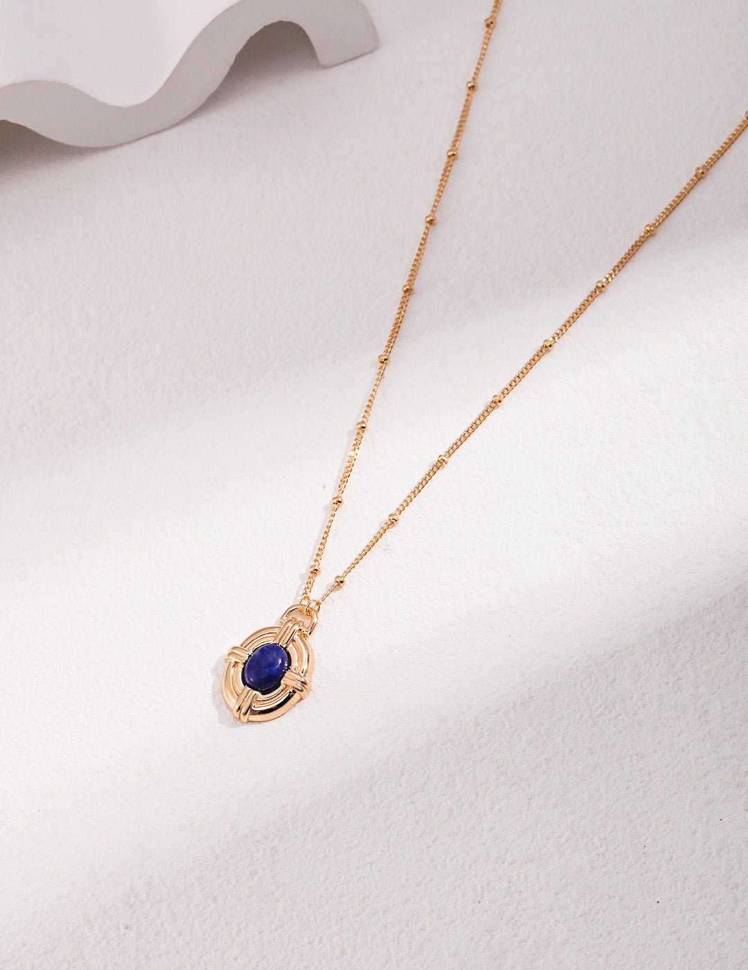 Vintage Lapis 18k Gold Necklace - Pearlpetual