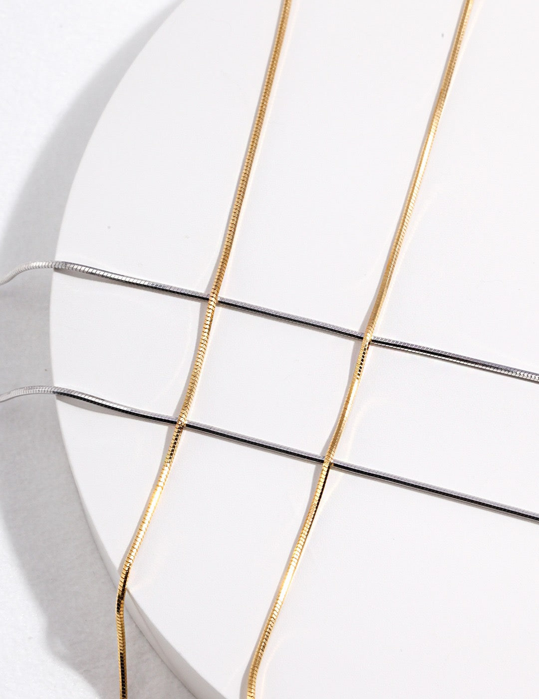 1.5mm 18k Gold Snake Chain Necklace