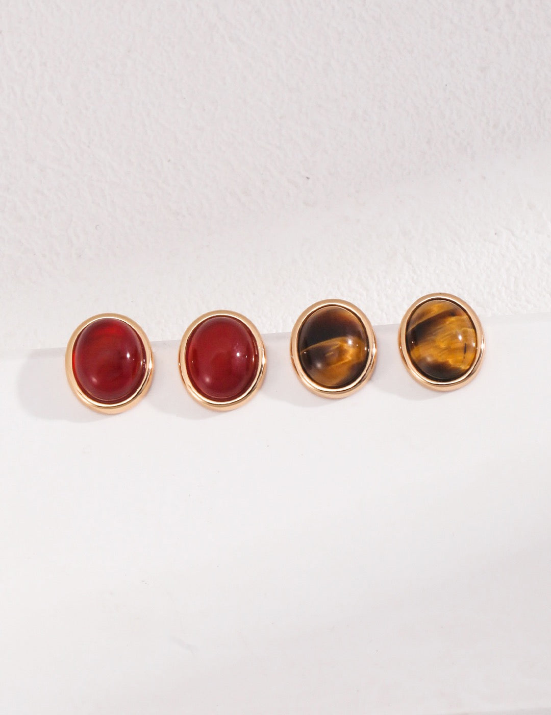 Amber 18k Gold Tiger's Eye Ear Studs - Pearlpetual