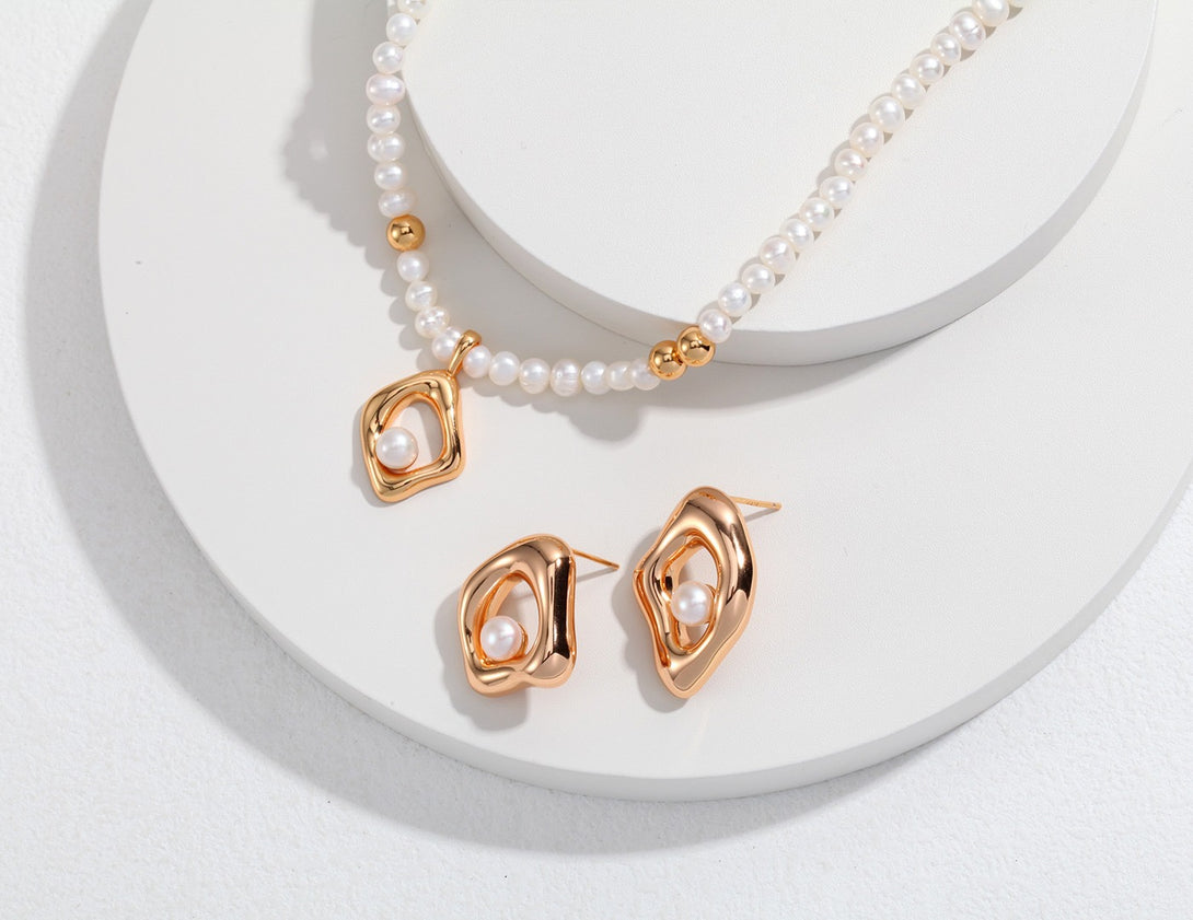 Asymmetric Rhombus 18k Gold Pearl Earrings - Pearlpetual