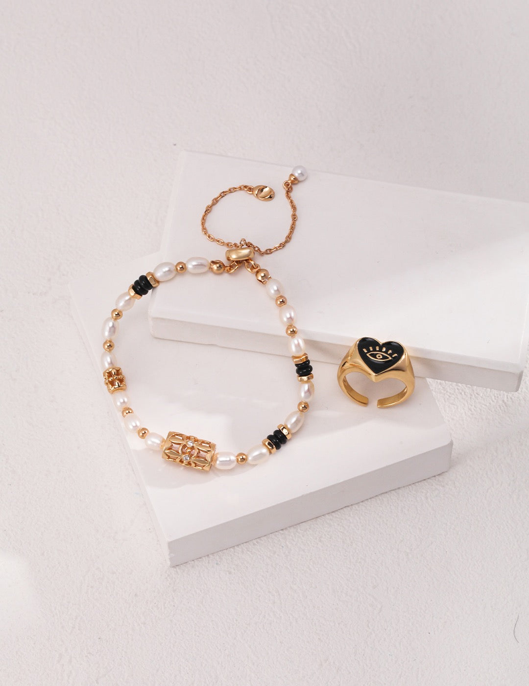 Black Agate 18k Gold Pearl Bracelet - Pearlpetual