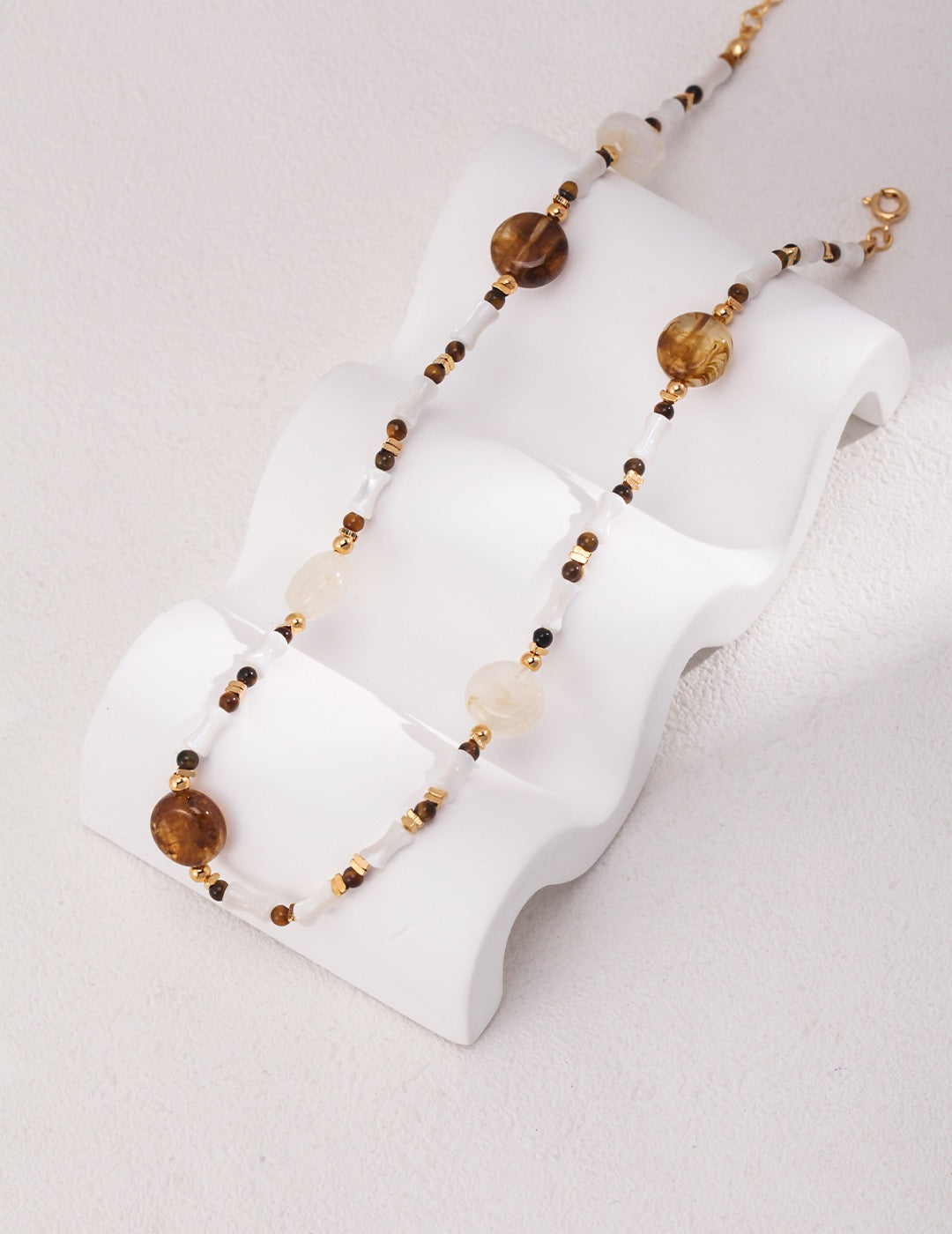 Boho Tiger's Eye 18k Gold Conch Necklace - Pearlpetual