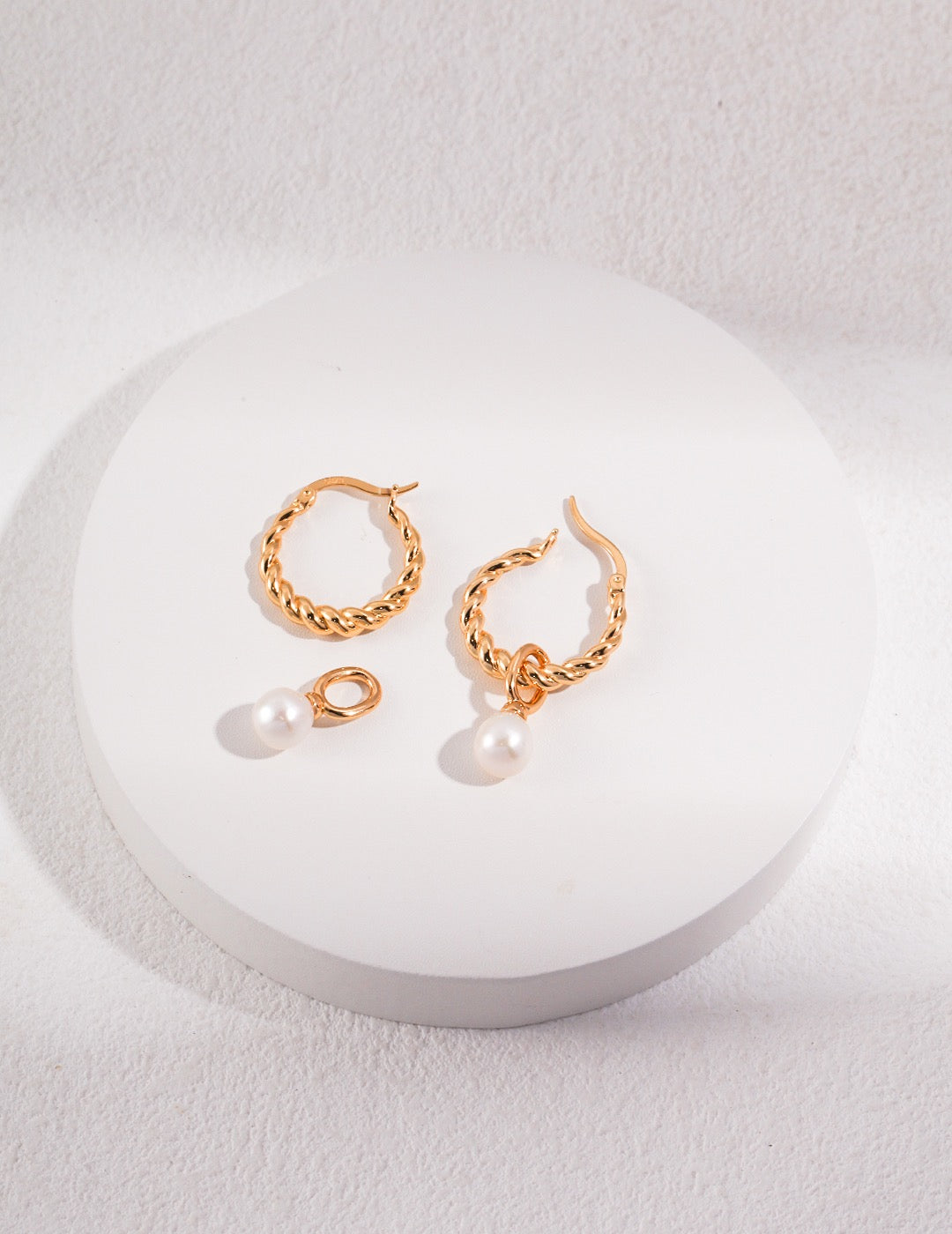 Cable Hoop 18k Gold Pearl Earrings - Pearlpetual