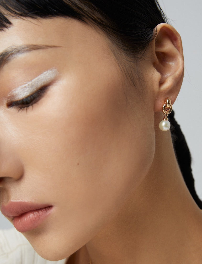 Dainty Knot 18k Gold Pearl Earrings - Pearlpetual