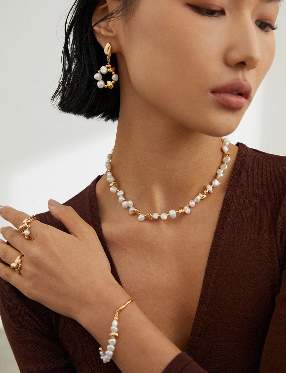 Delight 18k Gold Baroque Pearl Bangle - Pearlpetual