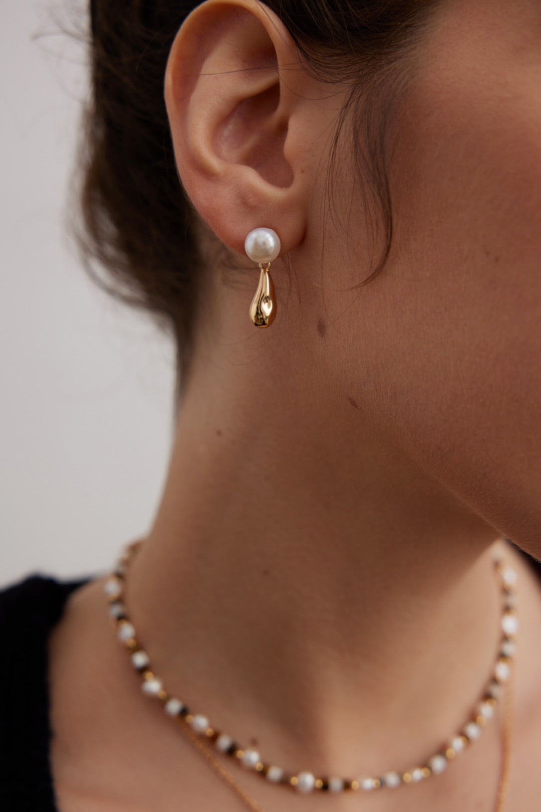 Dewdrop 18k Gold Pearl Earrings - Pearlpetual