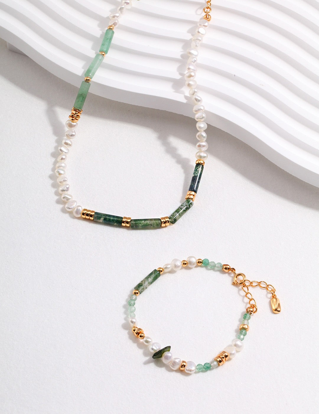 Green Symphony 18k Gold Pearl Necklace - Pearlpetual