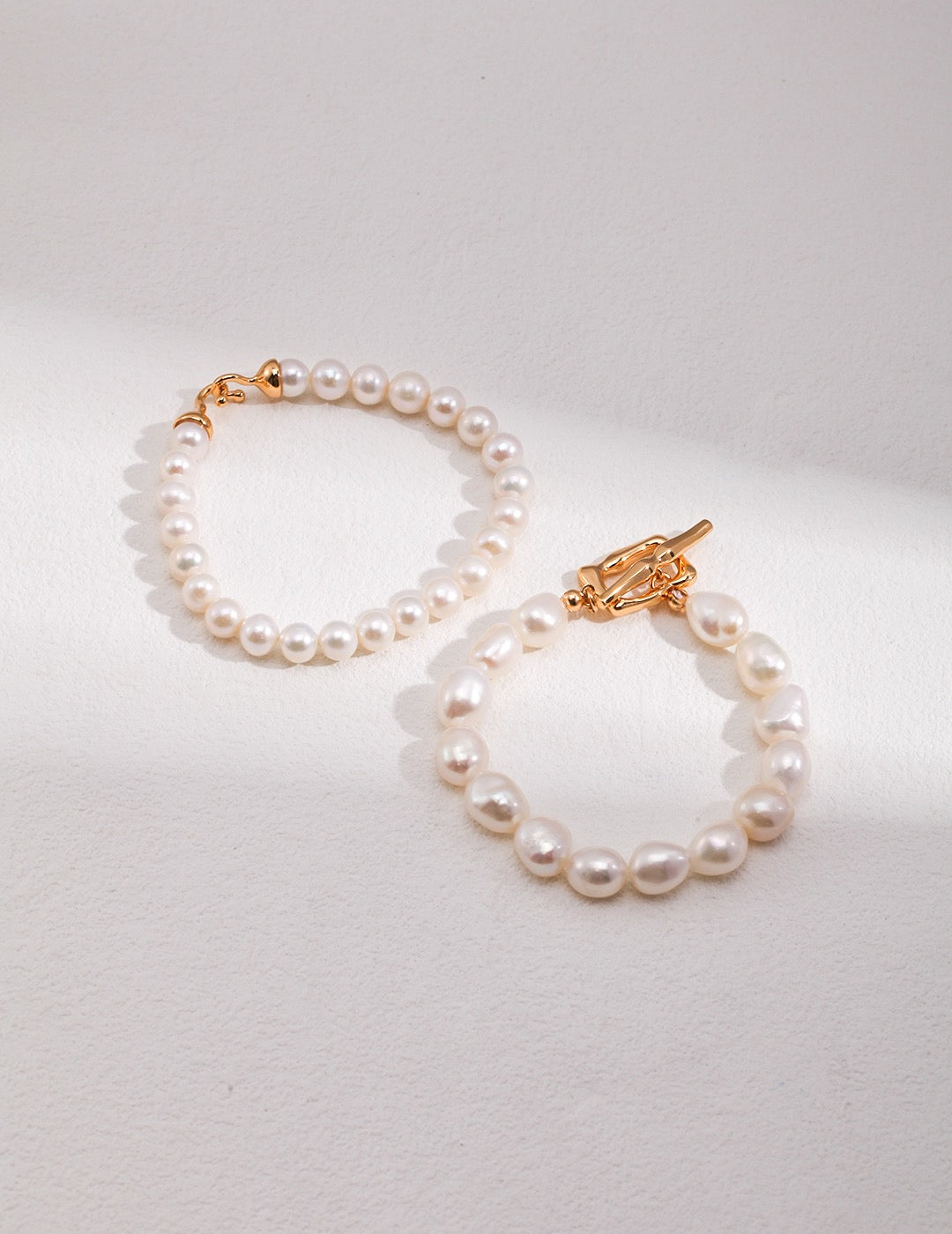 Modern Muse 18k Gold Baroque Pearl Bracelet - Pearlpetual