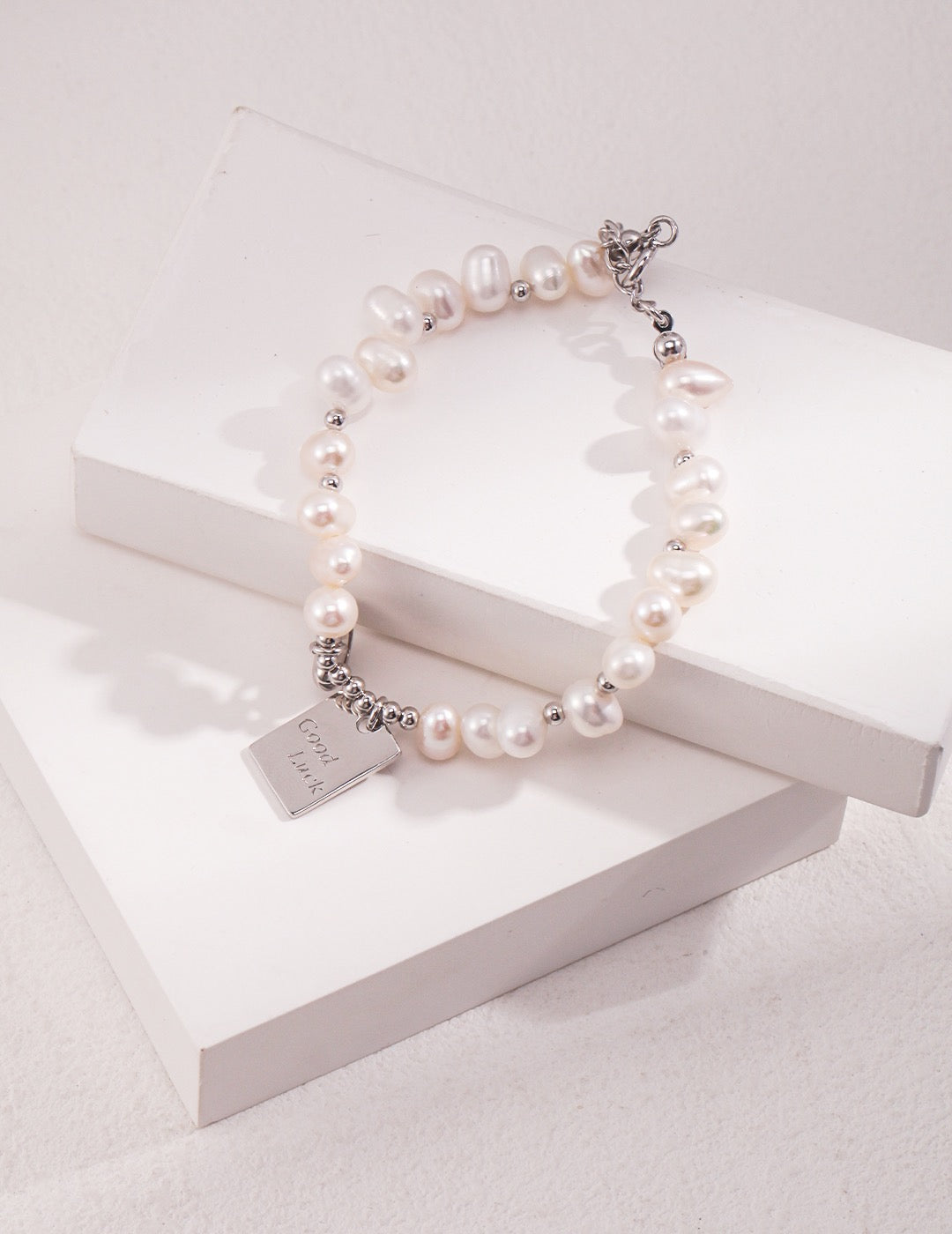 Serendipity 18k Gold Baroque Pearl Bracelet - Pearlpetual