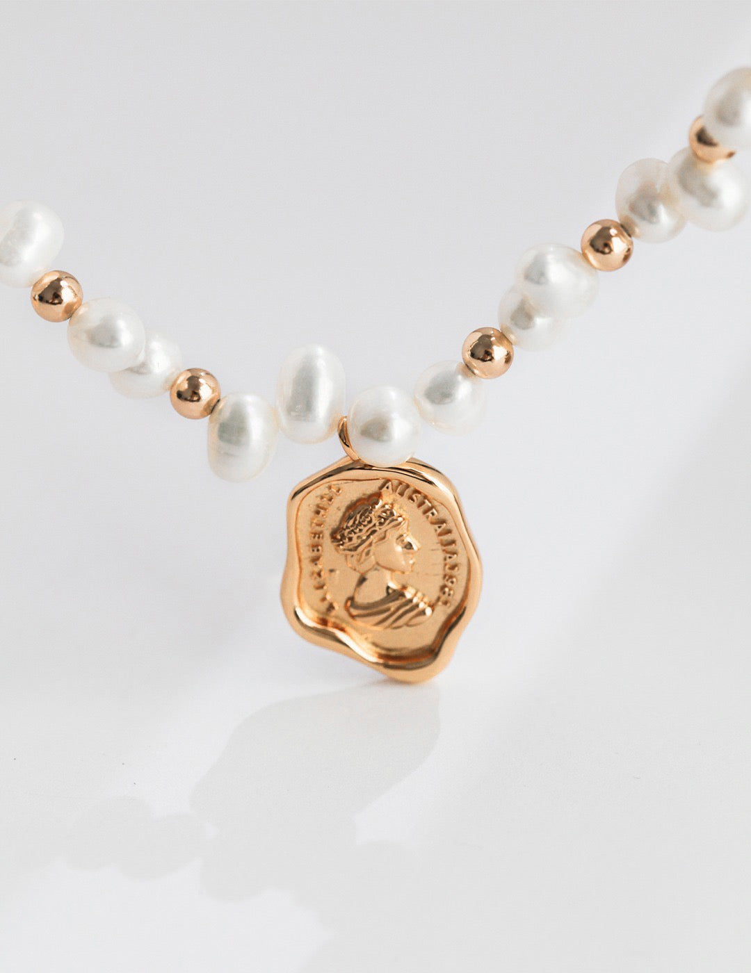 The Queen 18k Gold Baroque Pearl Necklace - Pearlpetual