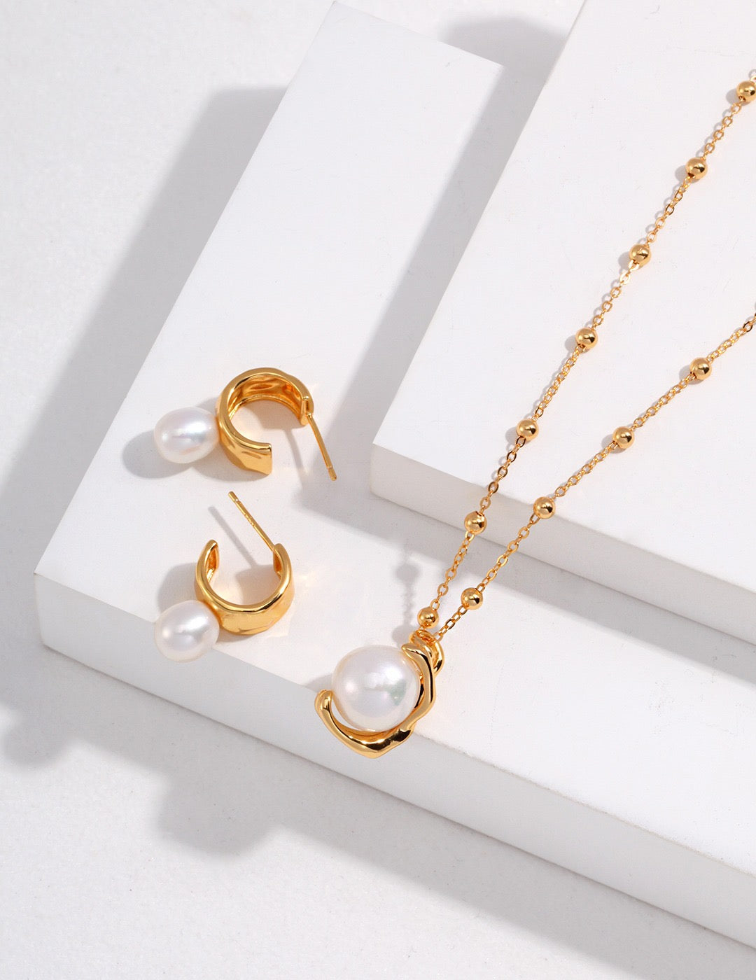 Wide Hoop 18k Gold Pearl Earrings - Pearlpetual